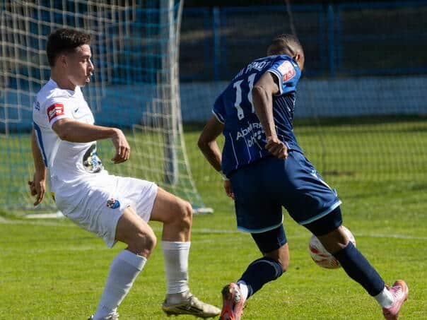 The Željeznicar after penalty celebrated in Vukovar