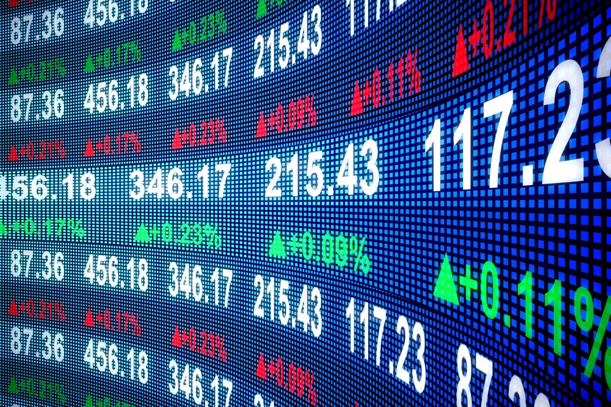 The Paris Stock Exchange CAC 40 index broke the record and exceeded 8,280 points