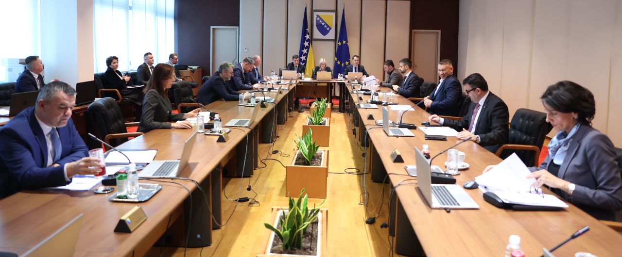 The Council of Ministers adopted the draft budget, 1,000 KM in aid is planned for employees in BiH institutions