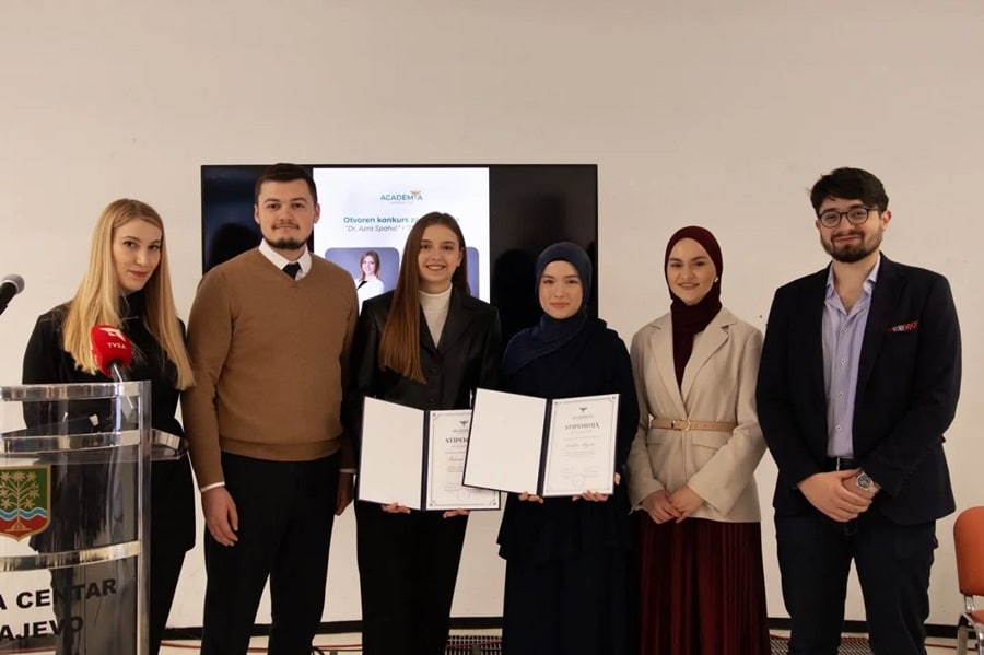Announcing the winners of the “Dr. Azra Spahić and Dr. Alma Suljić” scholarships for the academic year 2025/2026