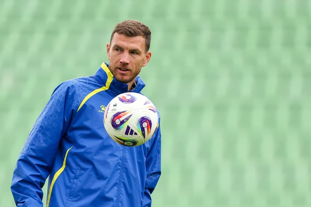 Bura in Bosnia and Herzegovina. football: Dzeko stood by the fans, the Association under pressure from the public
