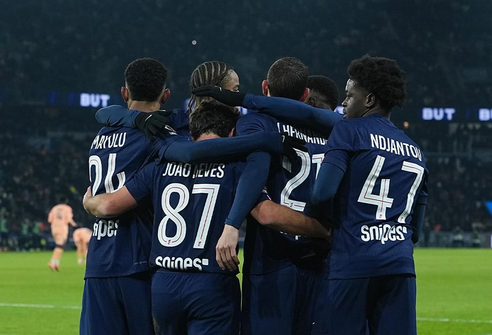 PSG is back at the top of the table