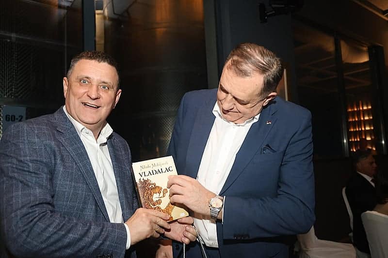 Dodik promptly dismissed Đajić from all positions in the SNSD due to the controversial recording