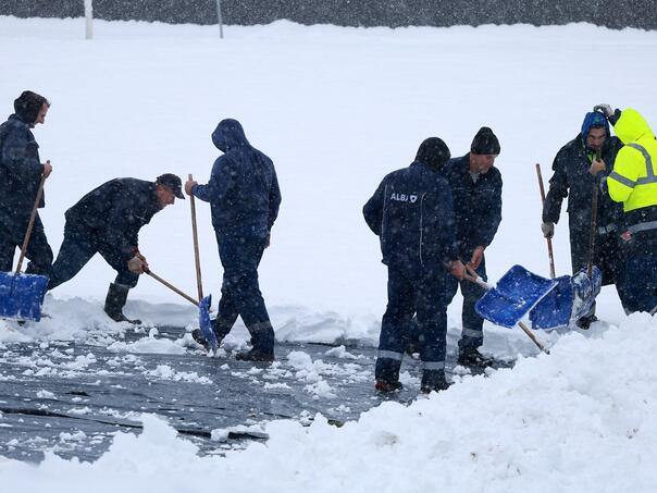 Diligent workers in Grbavica: Željezničar is preparing the field for the duel against Sloga