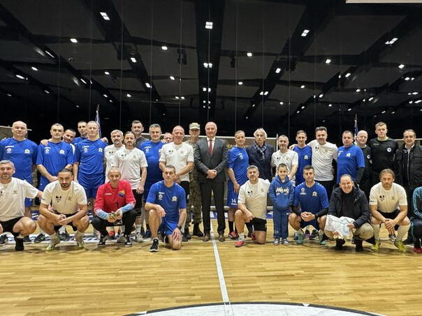 Football legends of Bosnia and Herzegovina played a showcase futsal match with the selection of the Ministry of Defense and the Armed Forces of Bosnia and Herzegovina
