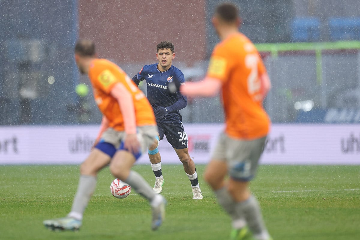 Dinamo beat Varaždin, Hoxha man of the match