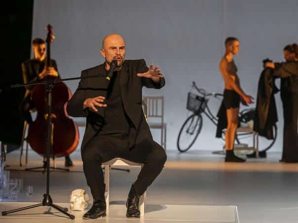 "One is Muhammad Ali" tomorrow in the repertoire of the National Theatre