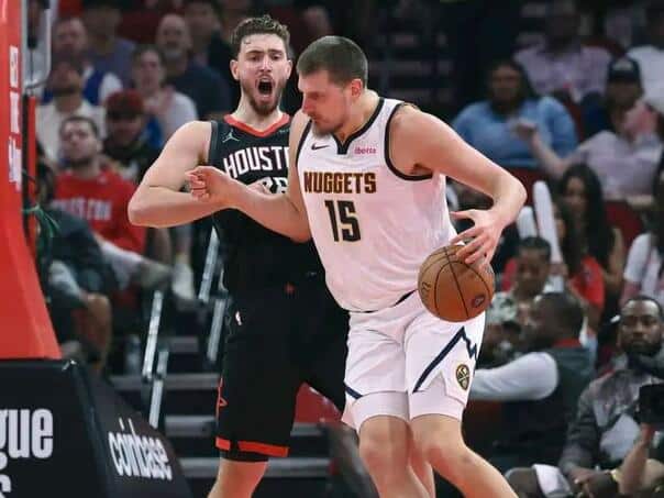 Jokić led Denver to another victory with 34 points