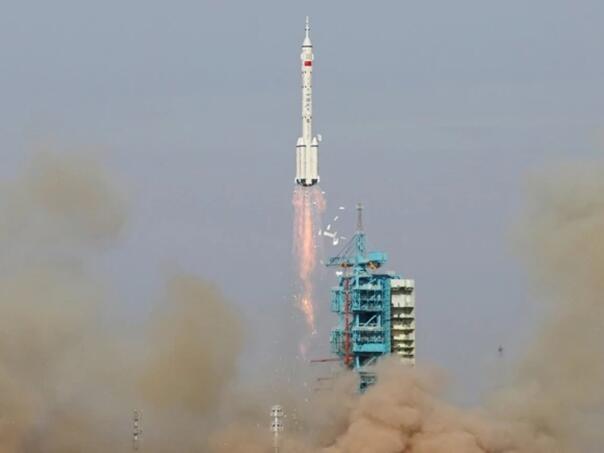 Chinese spacecraft Shenzhou-22 launched to Tiangong station