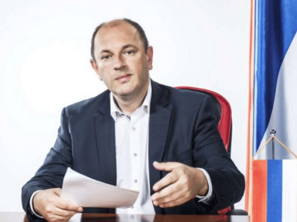 Luka Petrović filed a report for attempting to pay a bribe of 500,000 KM