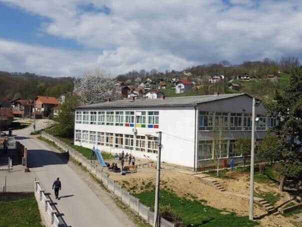 After the drama in Sapna, the director of the school, Muzijet Kahrimanović, spoke