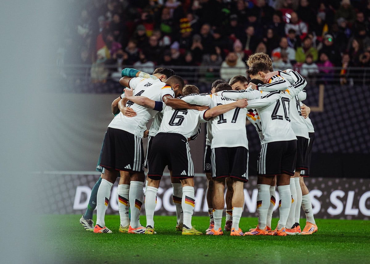 Six goals from Germany against Slovakia, the Dutch qualified for the World Cup