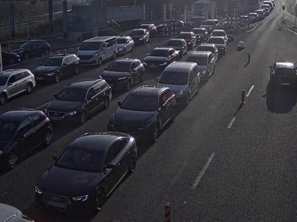 Caution due to fog and landslides, long lines of vehicles on the way out of Bosnia and Herzegovina at the border crossings