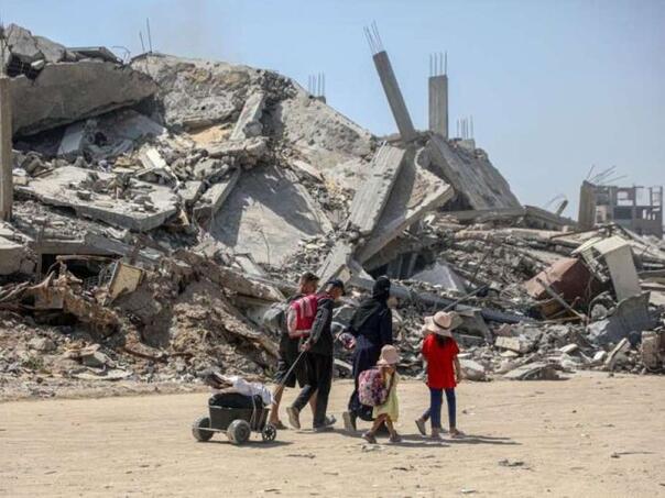 Palestinians protest: International forces must not be a substitute for our forces