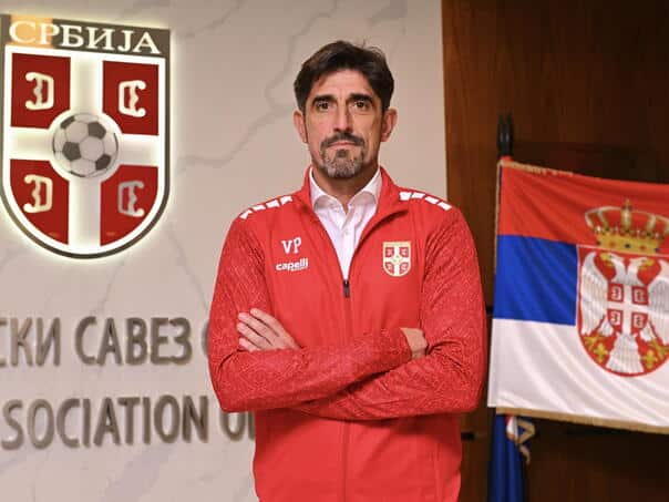 Paunović assumed the duties of coach of Serbia