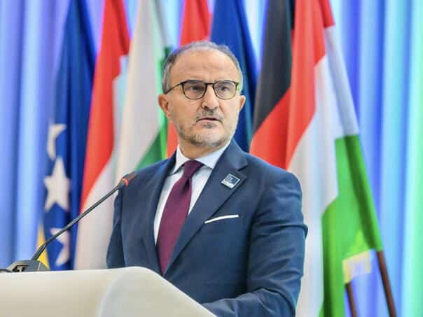 Head of the EU Delegation Luigi Soreca and six ambassadors tomorrow in Tuzla Canton