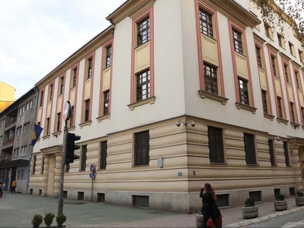 A man was detained in Sarajevo for sexually harassing a girl