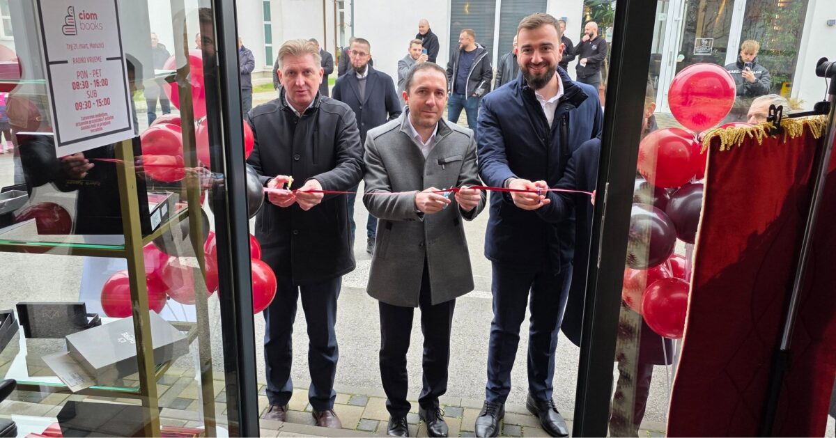 Doboj Jug: Ceremonial opening of CIOMBOOKS in Matuzići – a new bookstore and souvenir shop within CIOM