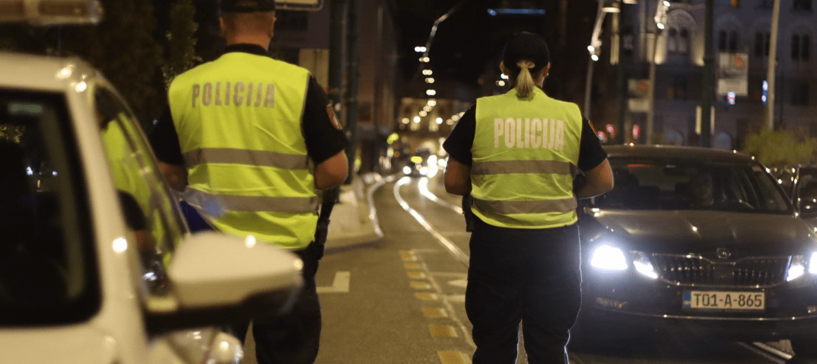 The police send tickets recorded by speed cameras, but the court overturns them for this reason