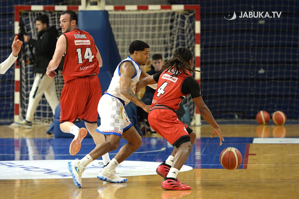 Široki celebrated against Sloboda in the car derby, an excellent debut for Trice