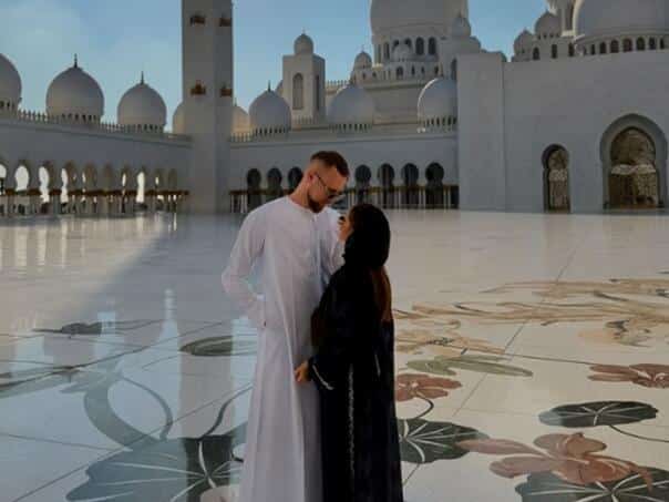 Janan Musa with his fiancee in Abu Dhabi: Alhamdulillah
