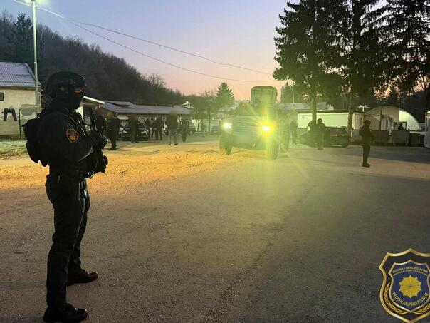 A bandit of a notorious group was arrested in the migrant camp in Blažuj