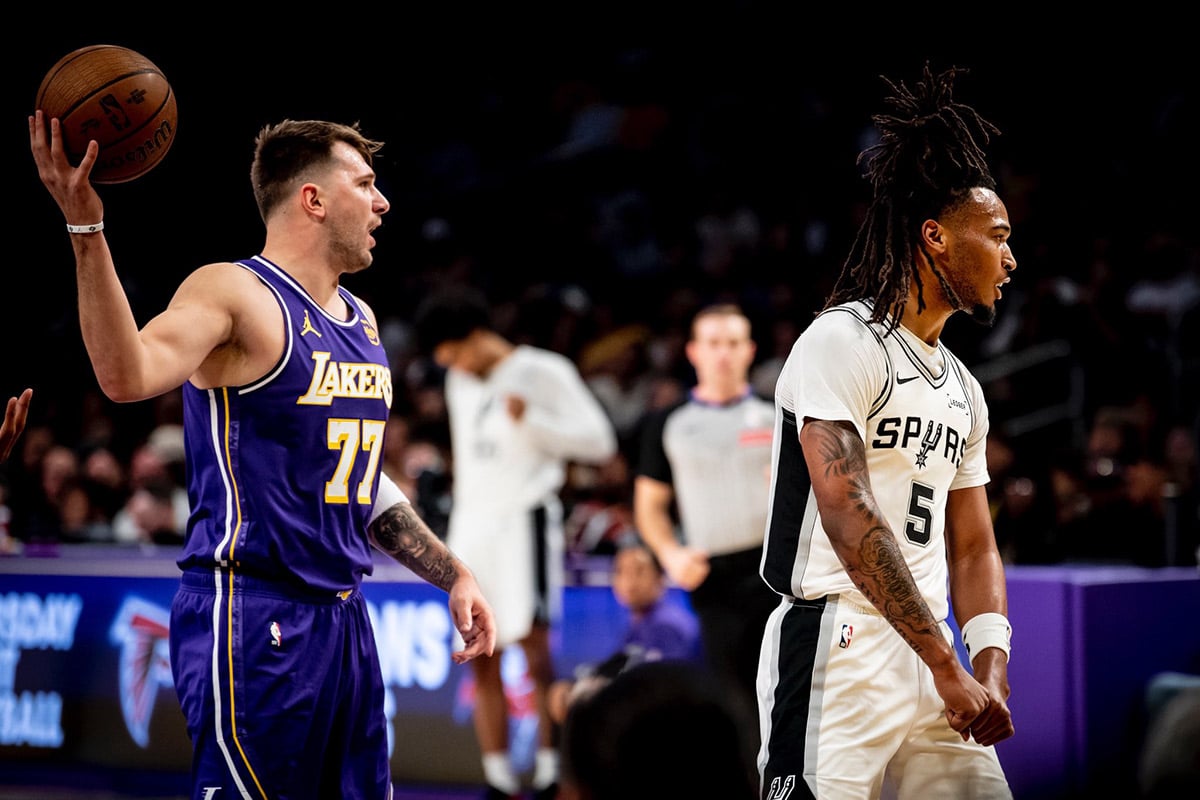 San Antonio beat the Lakers, Oklahoma beat Phoenix