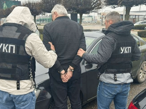 The man arrested for pedophilia is a high school teacher