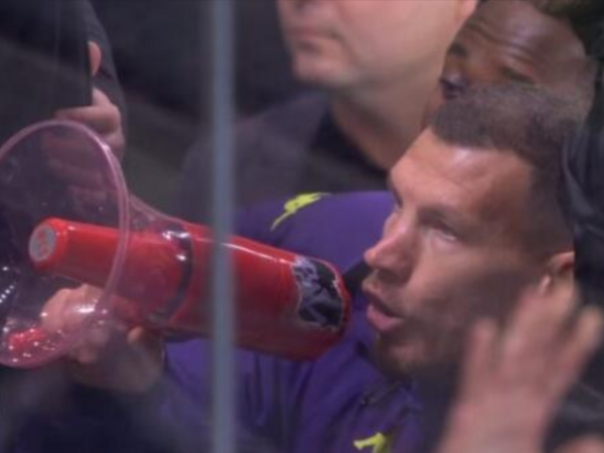 Fiorentina fans turned their backs on the team, focusing on Edin Dzeka's move
