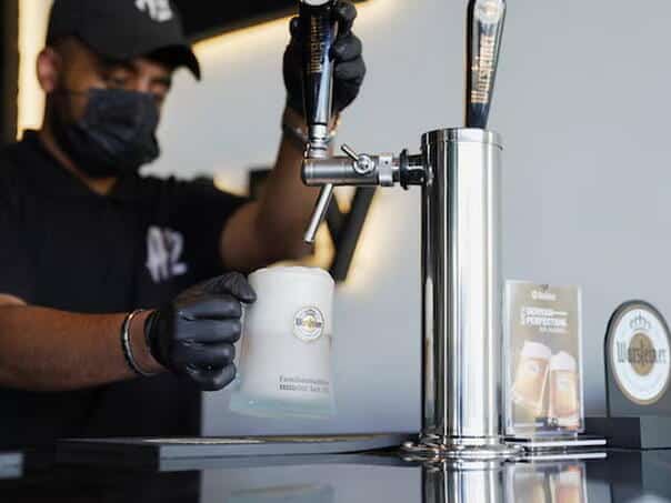 Saudi Arabia expands access to alcohol stores for non-Muslim residents
