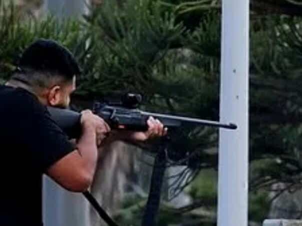 Video: Disturbing scenes, attacker subdued in Sydney