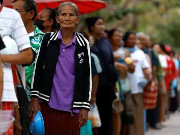 Thailand and Cambodia have started new talks on a ceasefire
