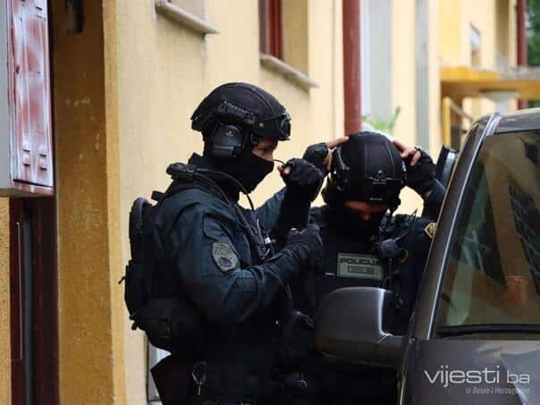 Action in "Holland Taxi": Arrests for illicit trade and money laundering