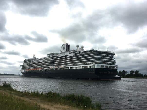 Amsterdam wants to ban cruise ships entirely