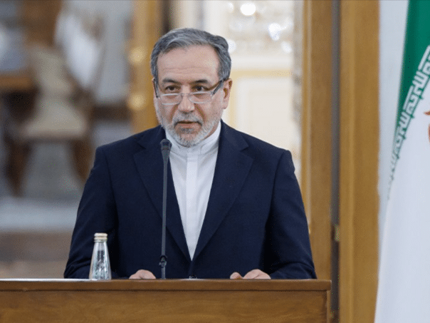 Aragchi: Iran has "finger on the trigger" if USA tries something