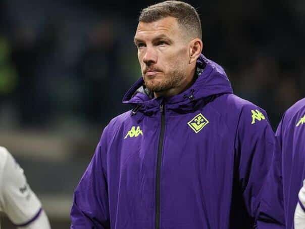 Dzeko watched the draw between Fiorentina and Milan from the stands