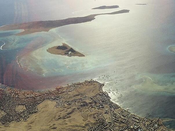 Iran closes airspace near the Strait of Hormuz for military exercises