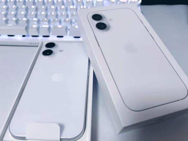 Smartphone shipments to grow by two percent in 2025