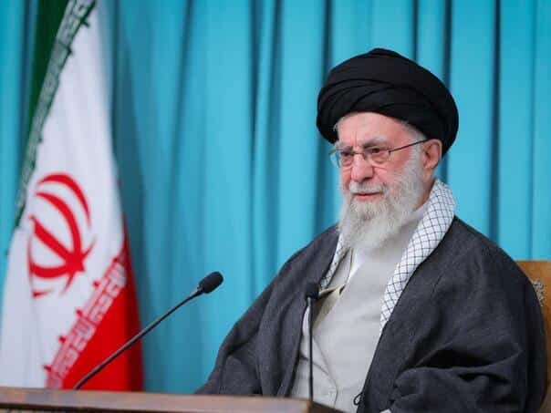 Khamenei demands a strict reaction to the protests: We do not talk to the destroyers