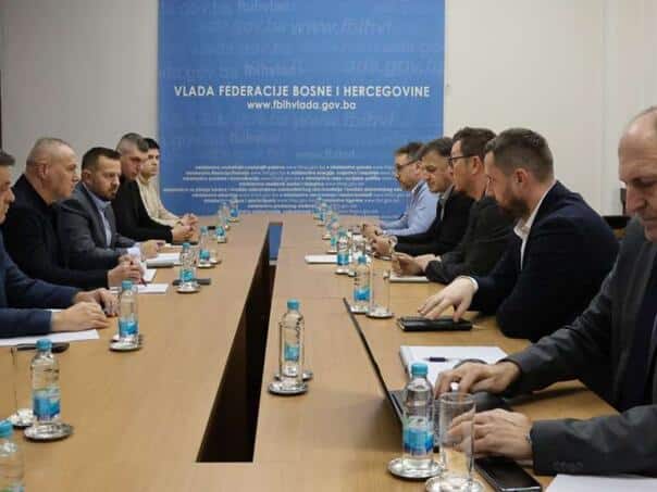 End of long waits? The FBiH government and carriers agreed on emergency measures