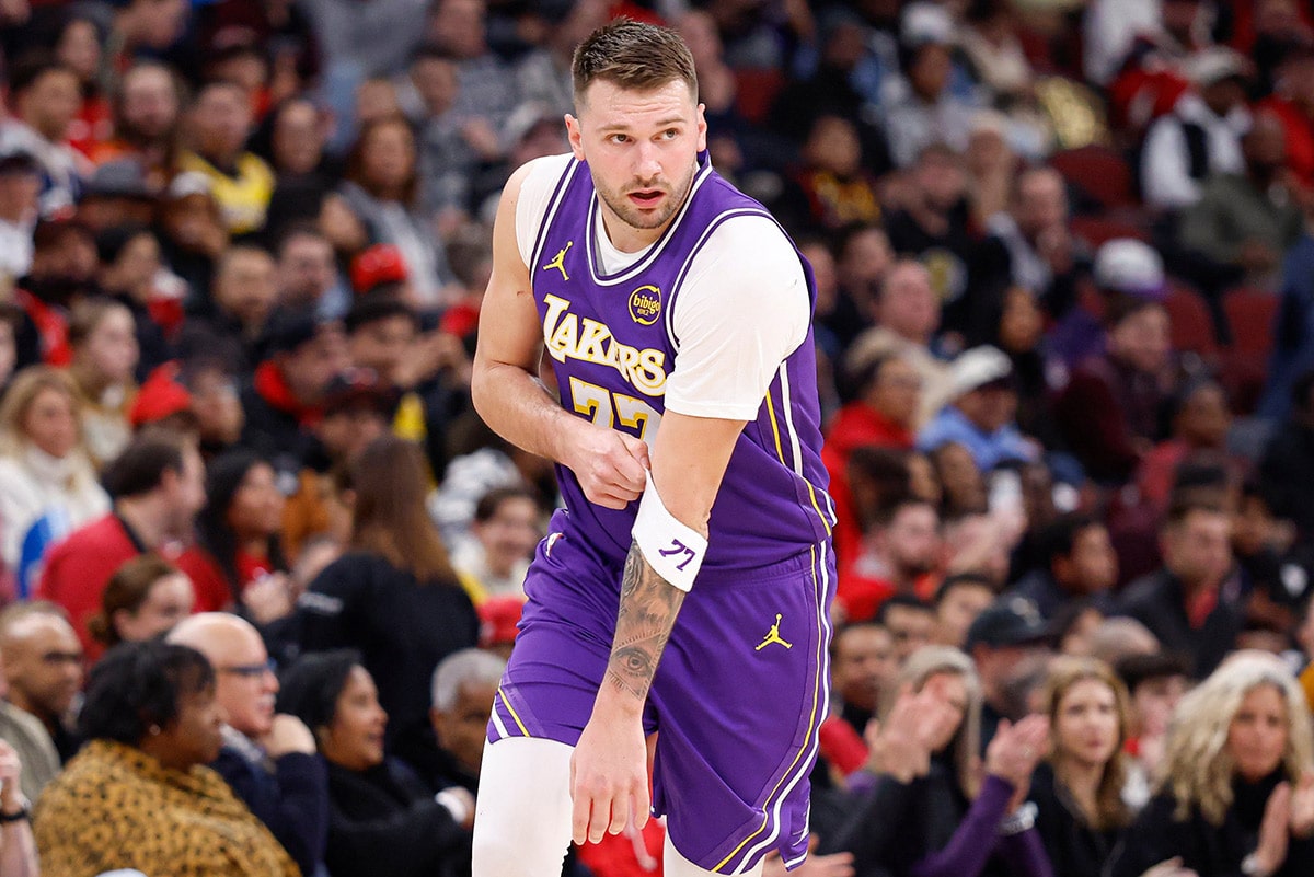 The Lakers, led by the great Dončić, celebrated against the Bulls