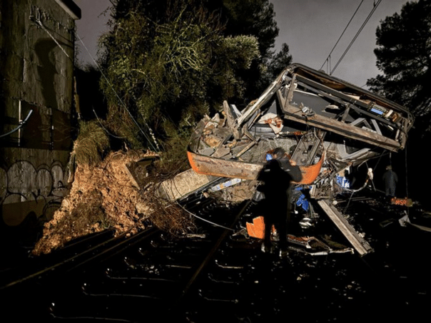 New train accident in Spain, driver killed, 15 injured