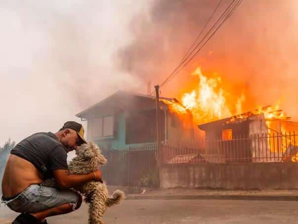Hell in Chile: Fires claim at least 16 lives