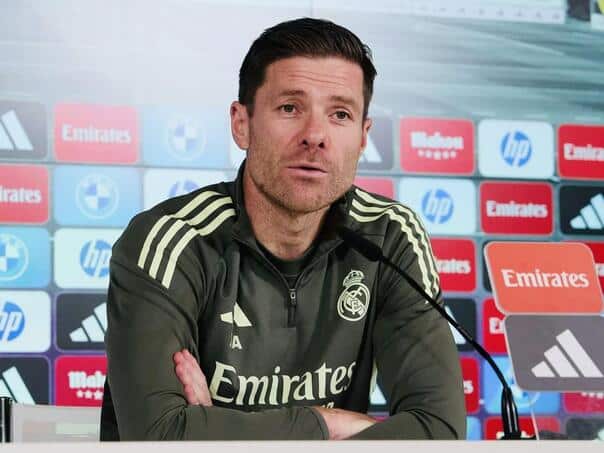 Real Madrid replaced Xabi Alonso, Arbelo is taken over by the first team