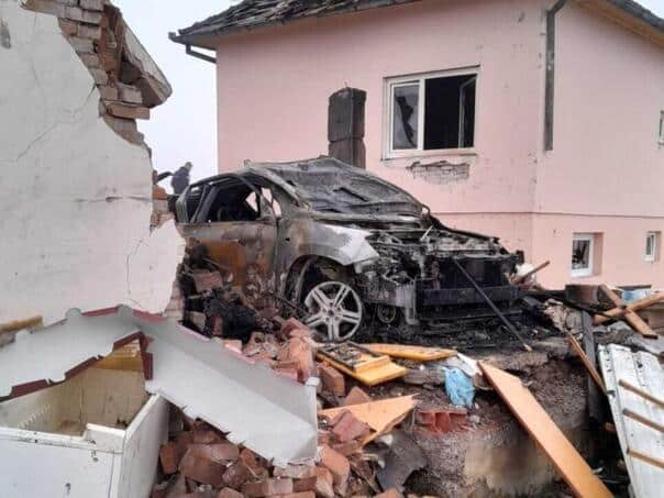 A powerful explosion in the north of Bosnia and Herzegovina: A house and a car were destroyed