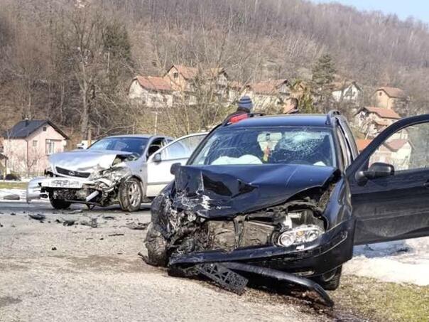 Serious traffic accident on M-17, two cars collided