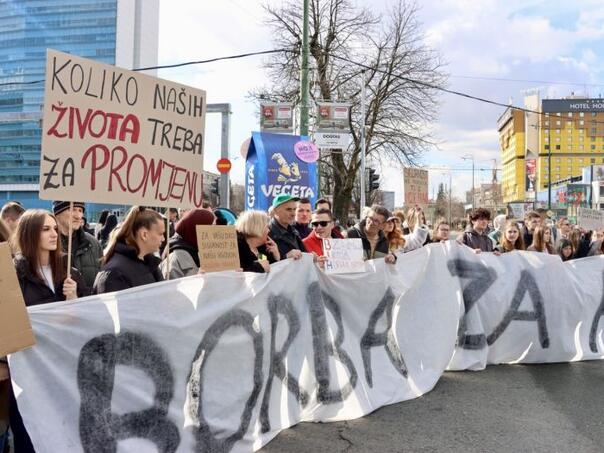 The people of Banja Luka together with the people of Sarajevo: We do not agree to divisions and a system that is killing us