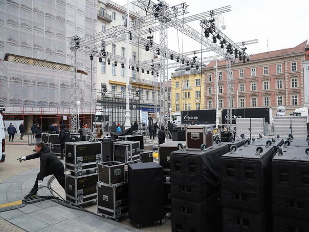 The city of Zagreb did not provide electricity connections for the reception of handball players