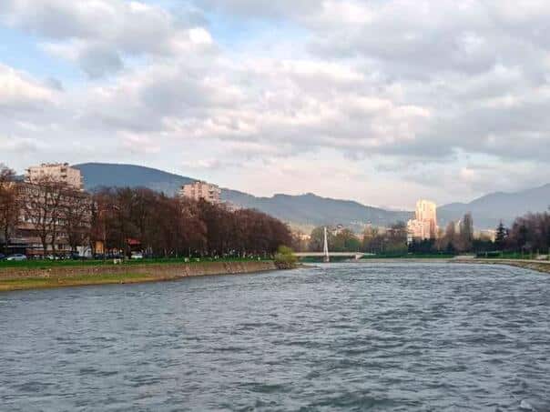 Rain throughout BiH, snow on the mountains