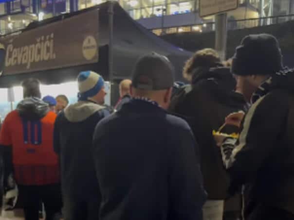 Kebabs are sold at the Schalke stadium, the crowds are huge